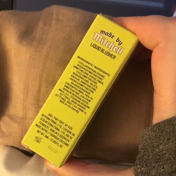 Made by Mitchell Liquid Blusher- Blursh in Posey Rosey - Picture 6 of 6